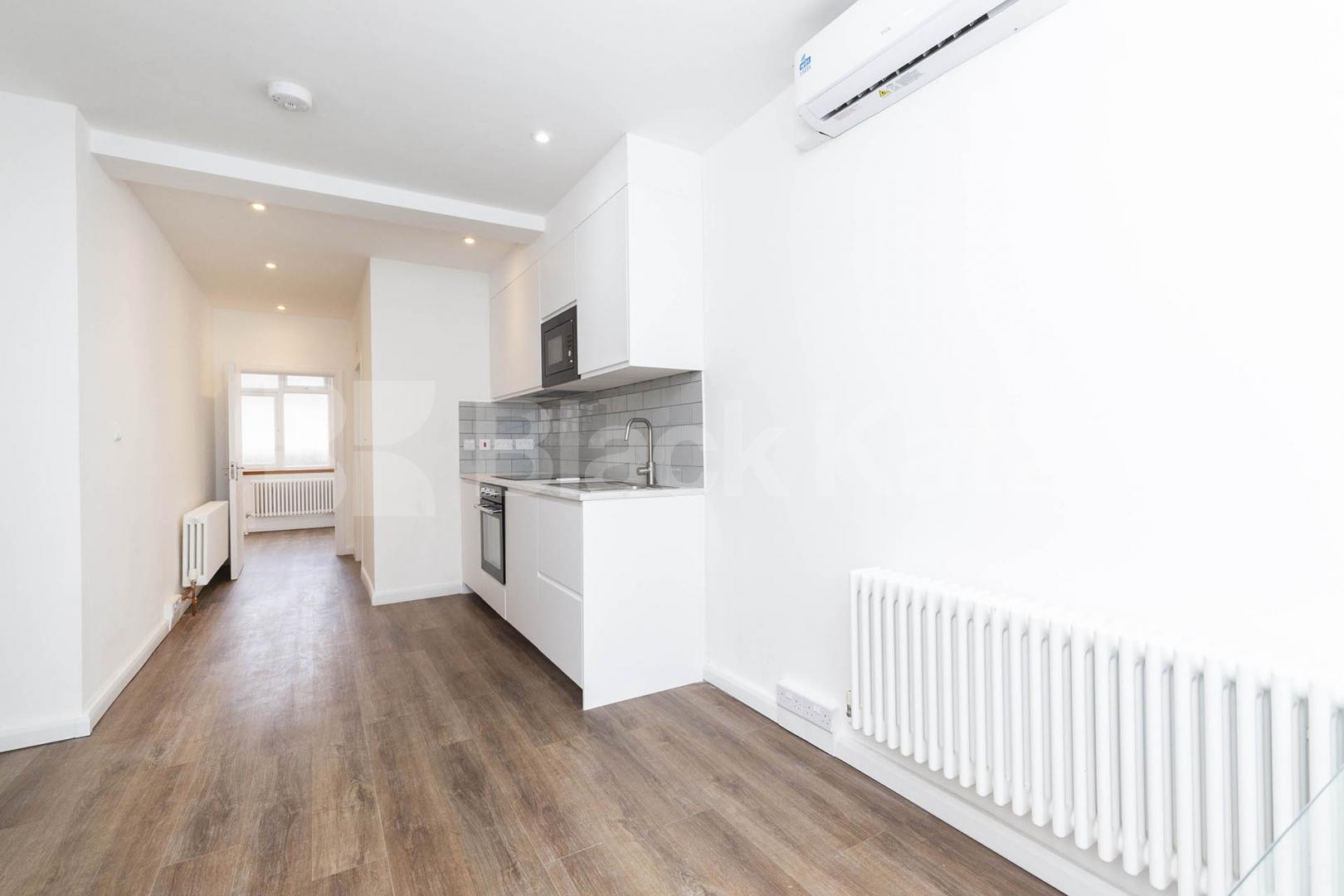 Refurbished 1 bedroom only seconds to Euston Station eversholt Street , Euston